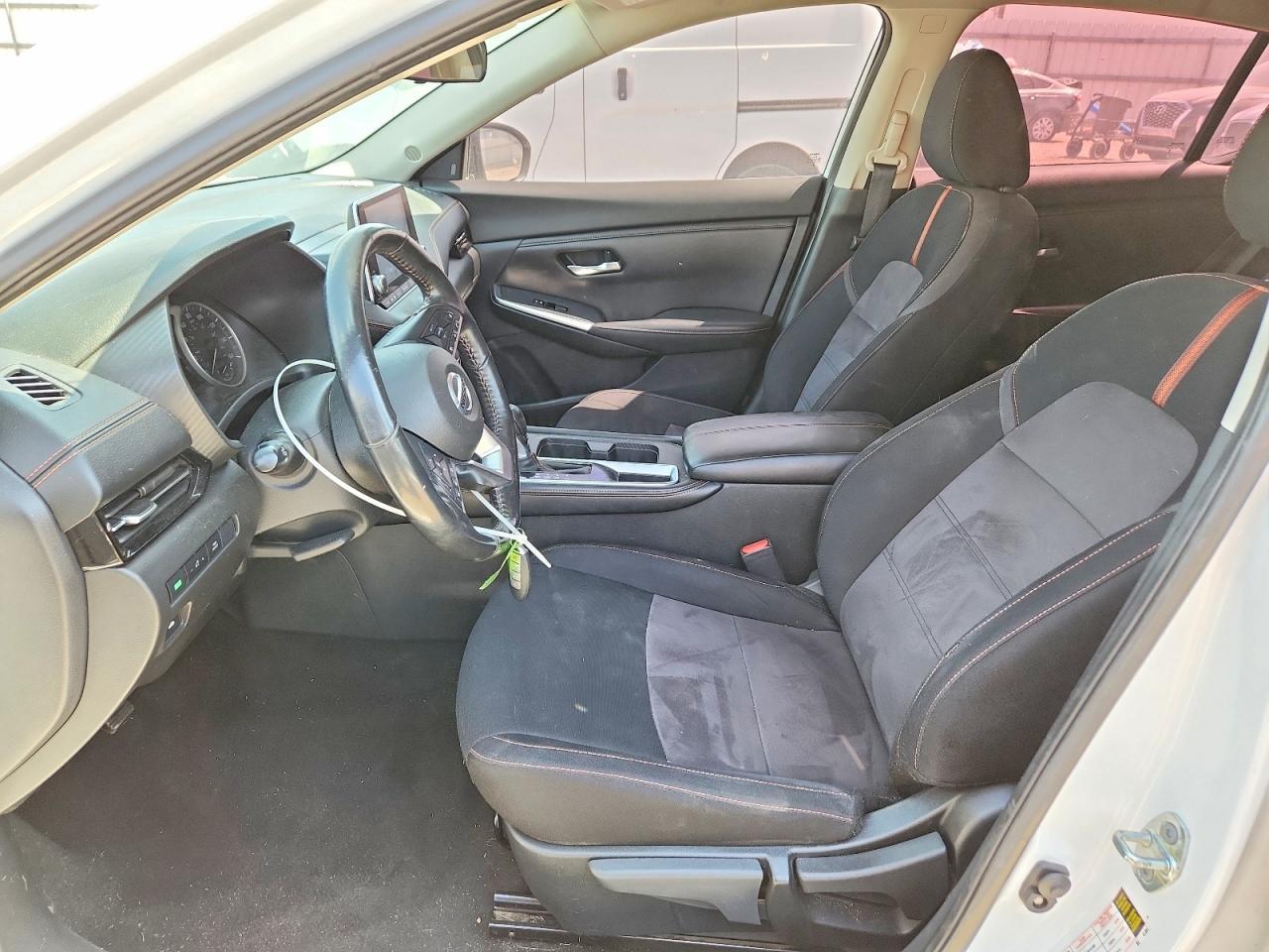 2022 Nissan Sentra Sr - Image 7