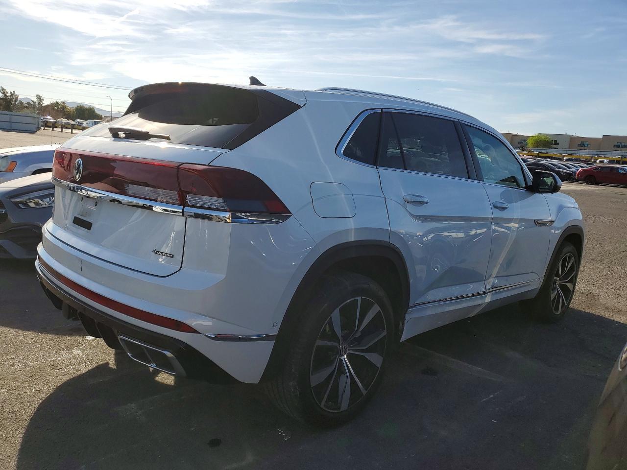 2024 Volkswagen Atlas Cross Sport Sel Premium R-Line - Фото 3
