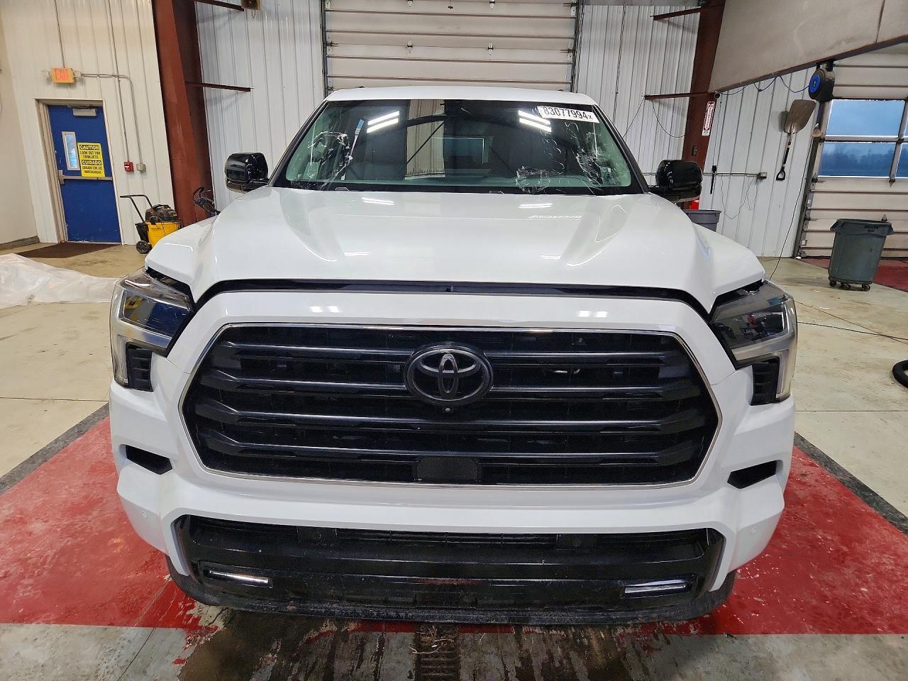2024 Toyota Sequoia Sr5 - Фото 5