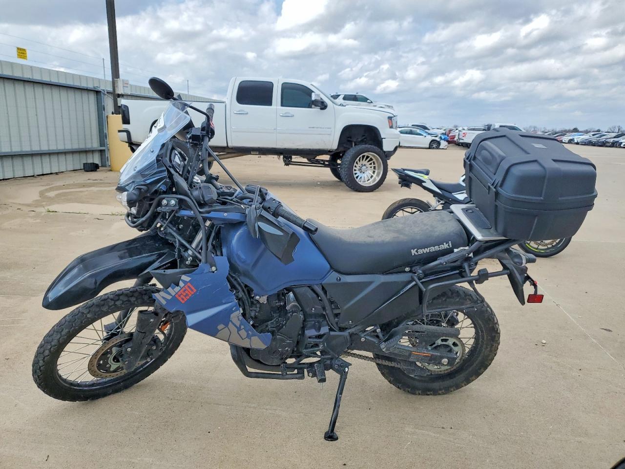 2024 Kawasaki Kl650 H - Image 3
