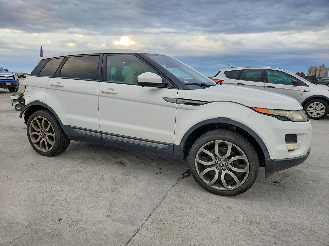 2015 Land Rover Range Rover Evoque Pure Premium - Фото 4