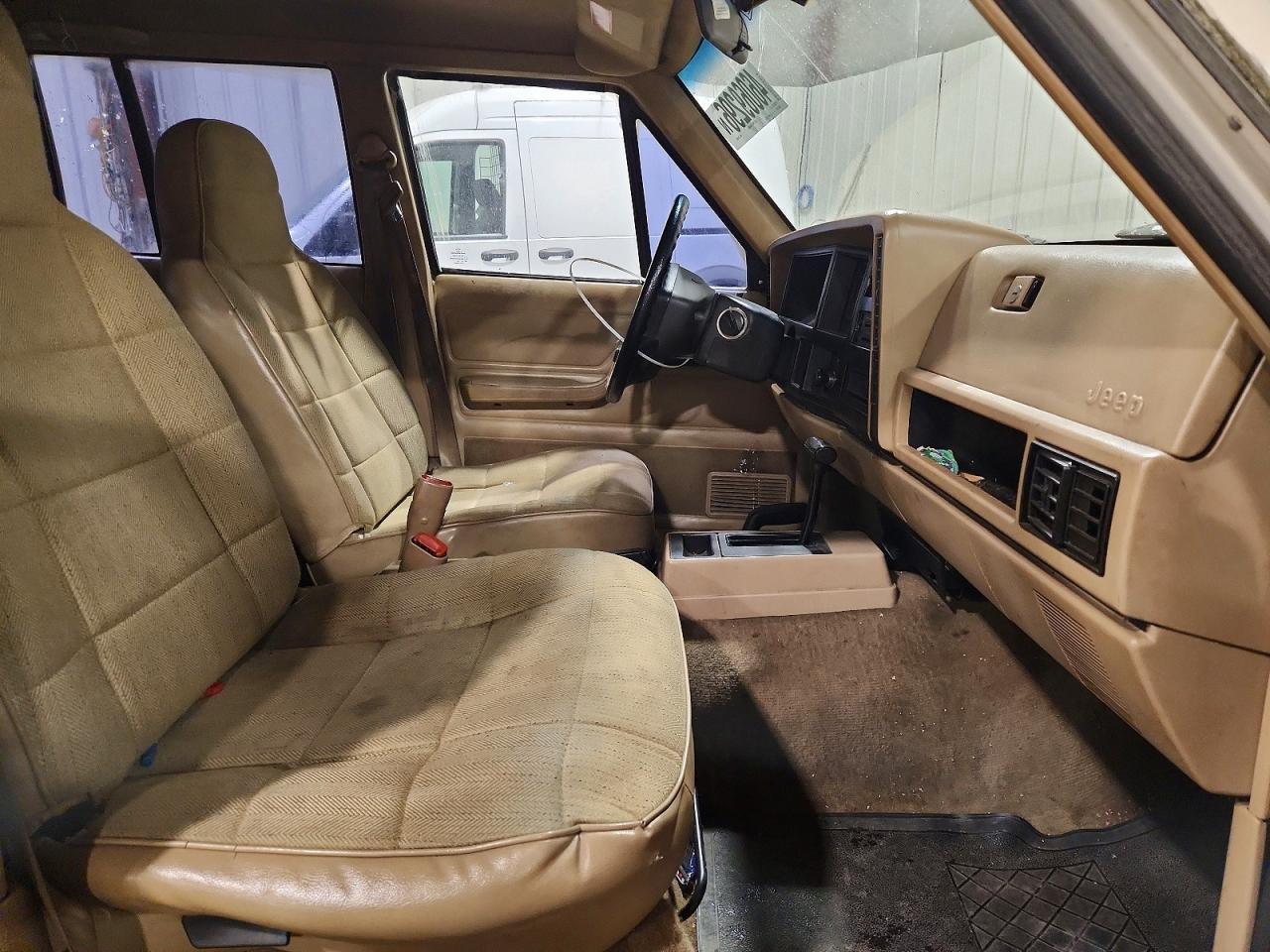 1996 Jeep Cherokee Sport - Фото 7