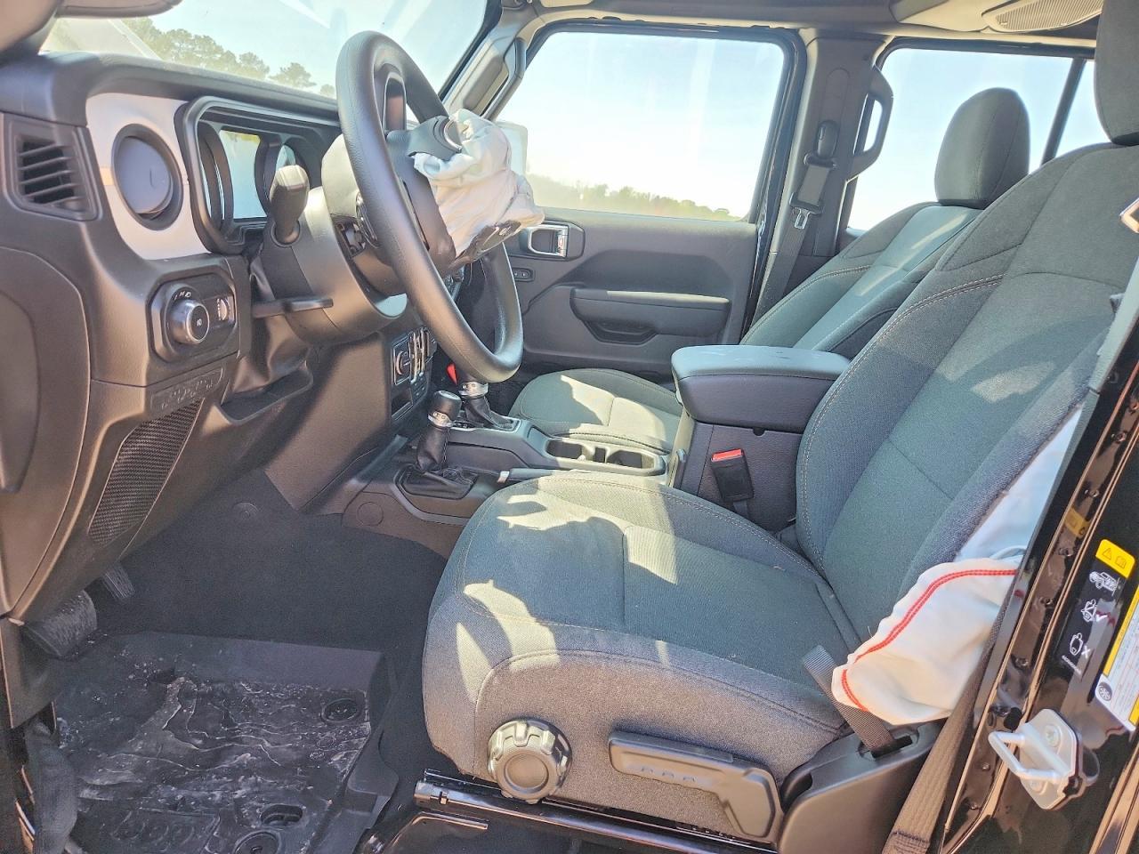 2026 Jeep Wrangler Sport - Фото 7