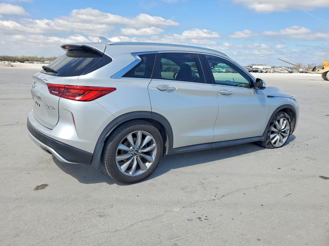 2019 Infiniti Qx50 Essential - Фото 3