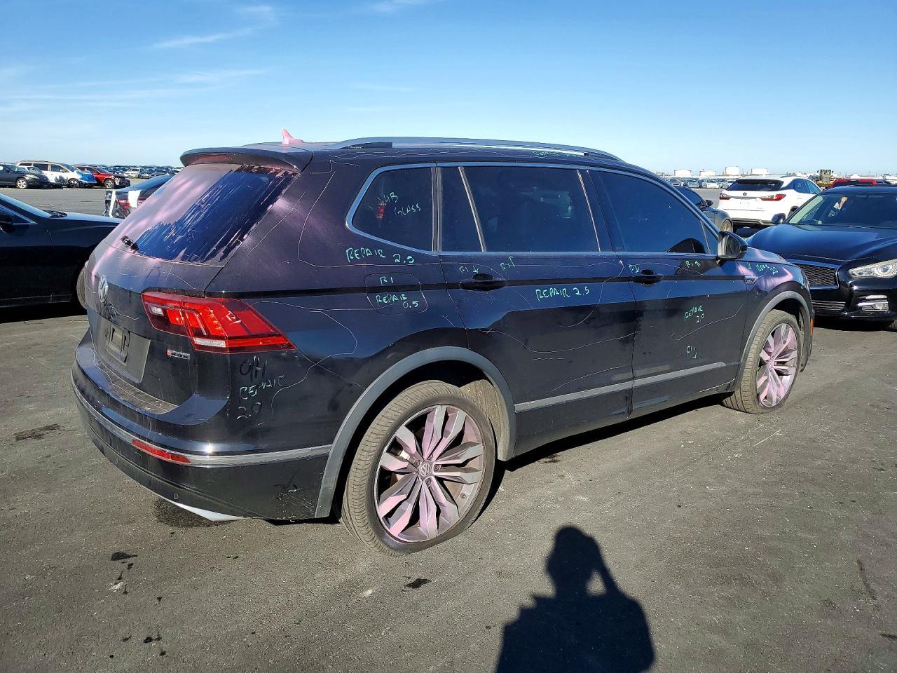 2021 Volkswagen Tiguan Sel Premium R-Line - Фото 3