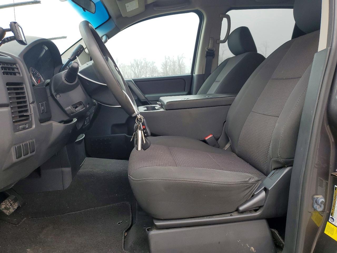2012 Nissan Titan S - Фото 7