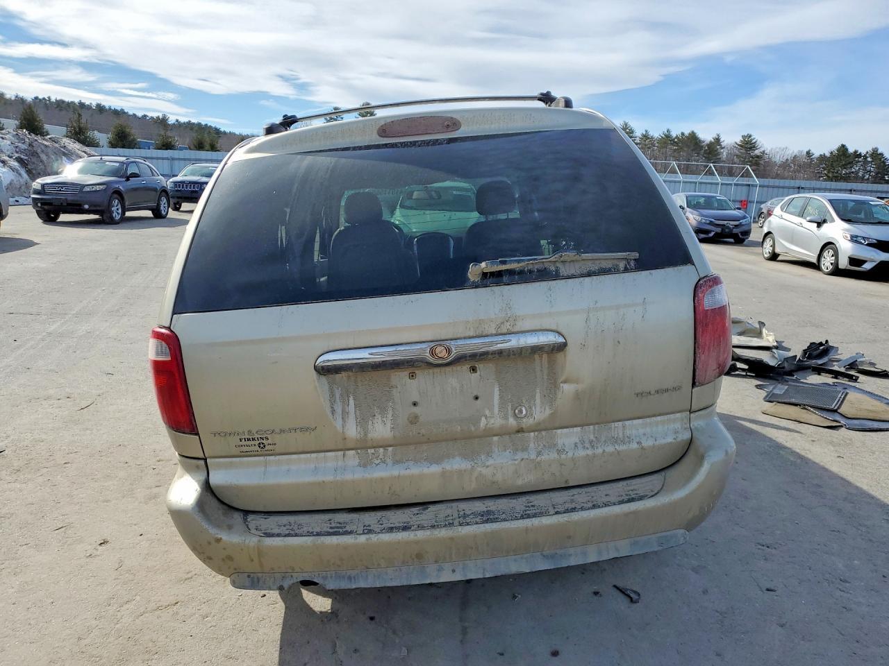 2005 Chrysler Town & Cnt - Фото 6
