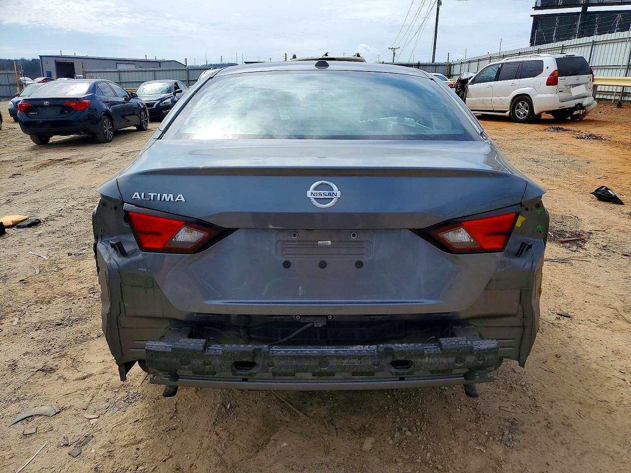 2020 Nissan Altima 2.5 S - Image 6