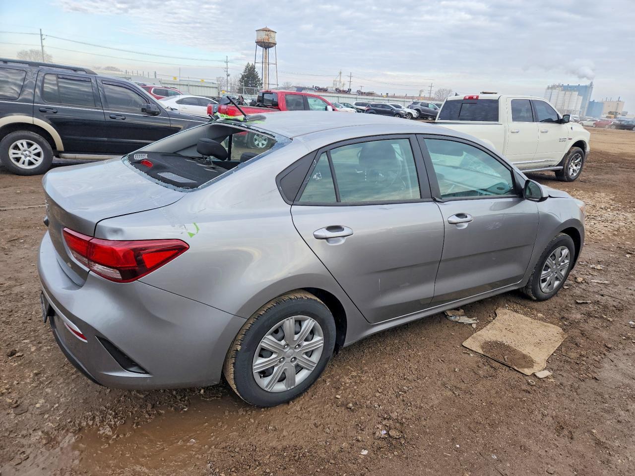 2023 Kia Rio S - Фото 3