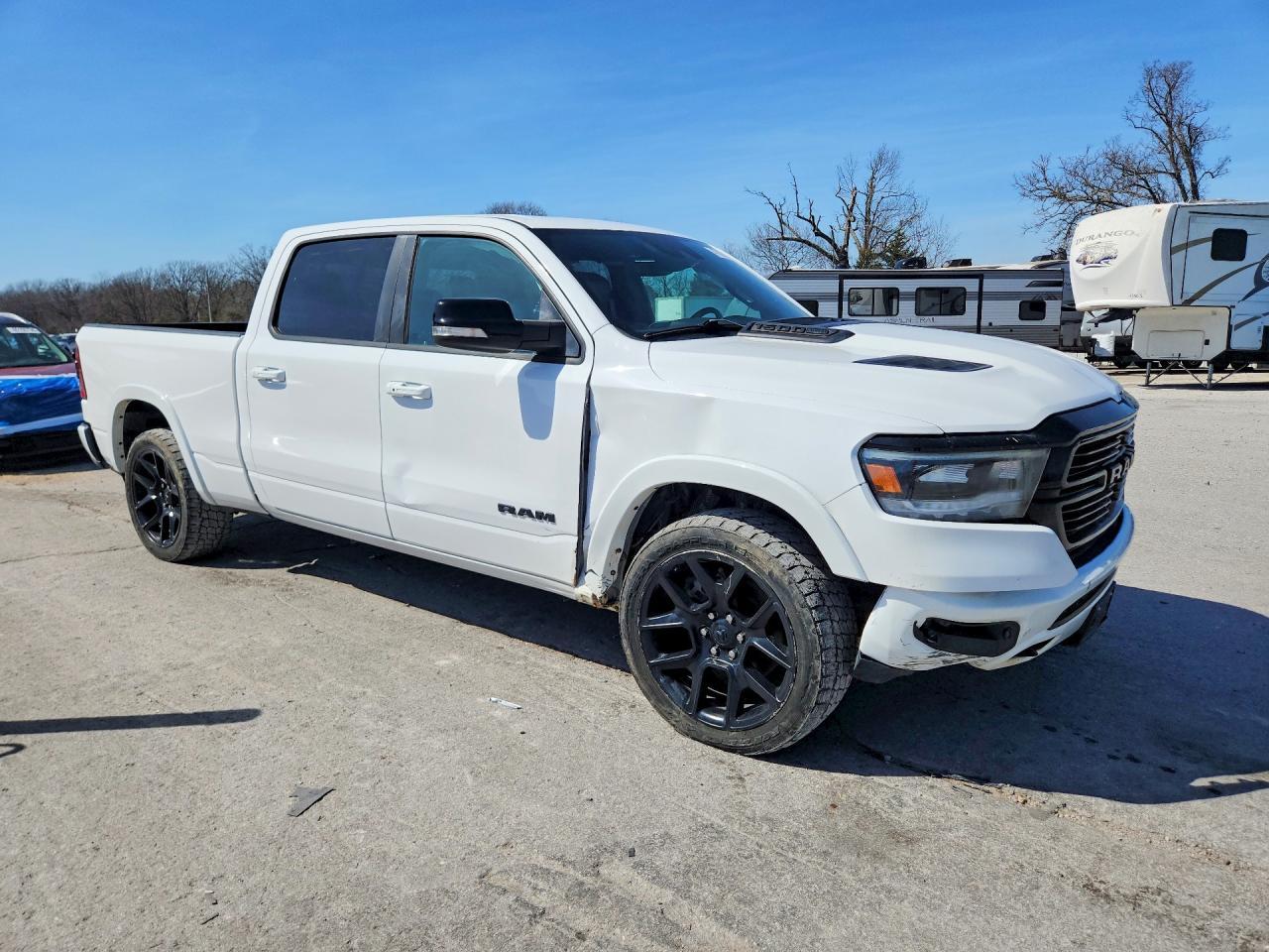 2021 Ram 1500 Laramie - Фото 4