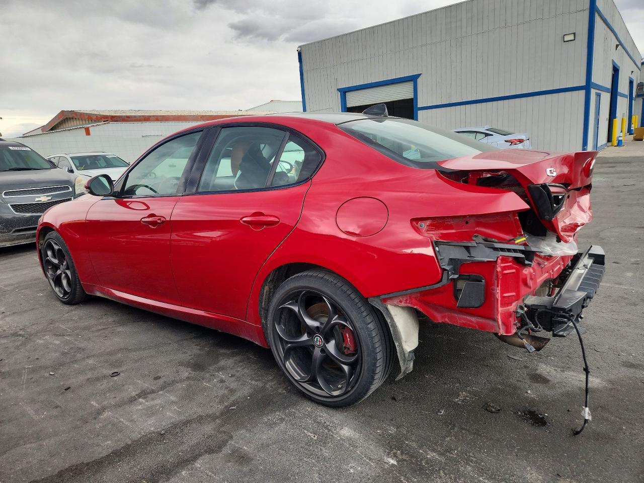 2018 Alfa Romeo Giulia Ti Q4 - Фото 2