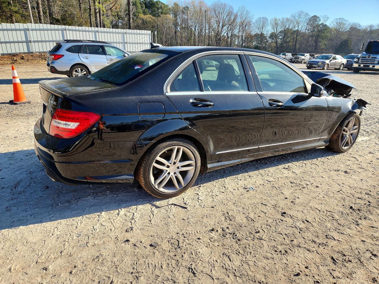2012 Mercedes-Benz C 300 4Matic - Фото 3