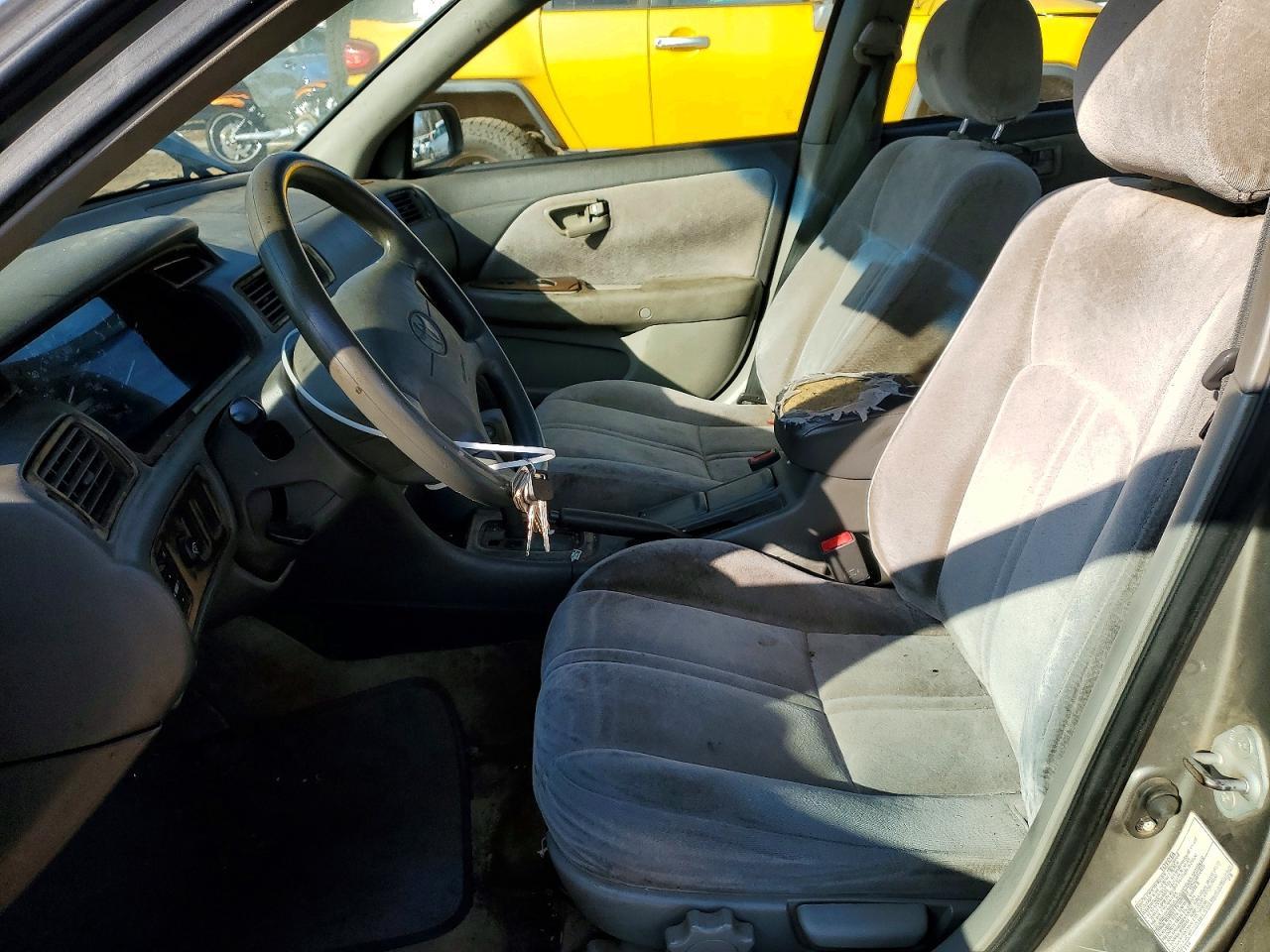 1999 Toyota Camry Le - Image 7