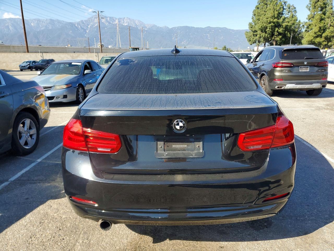 2018 BMW 320 I - Фото 6