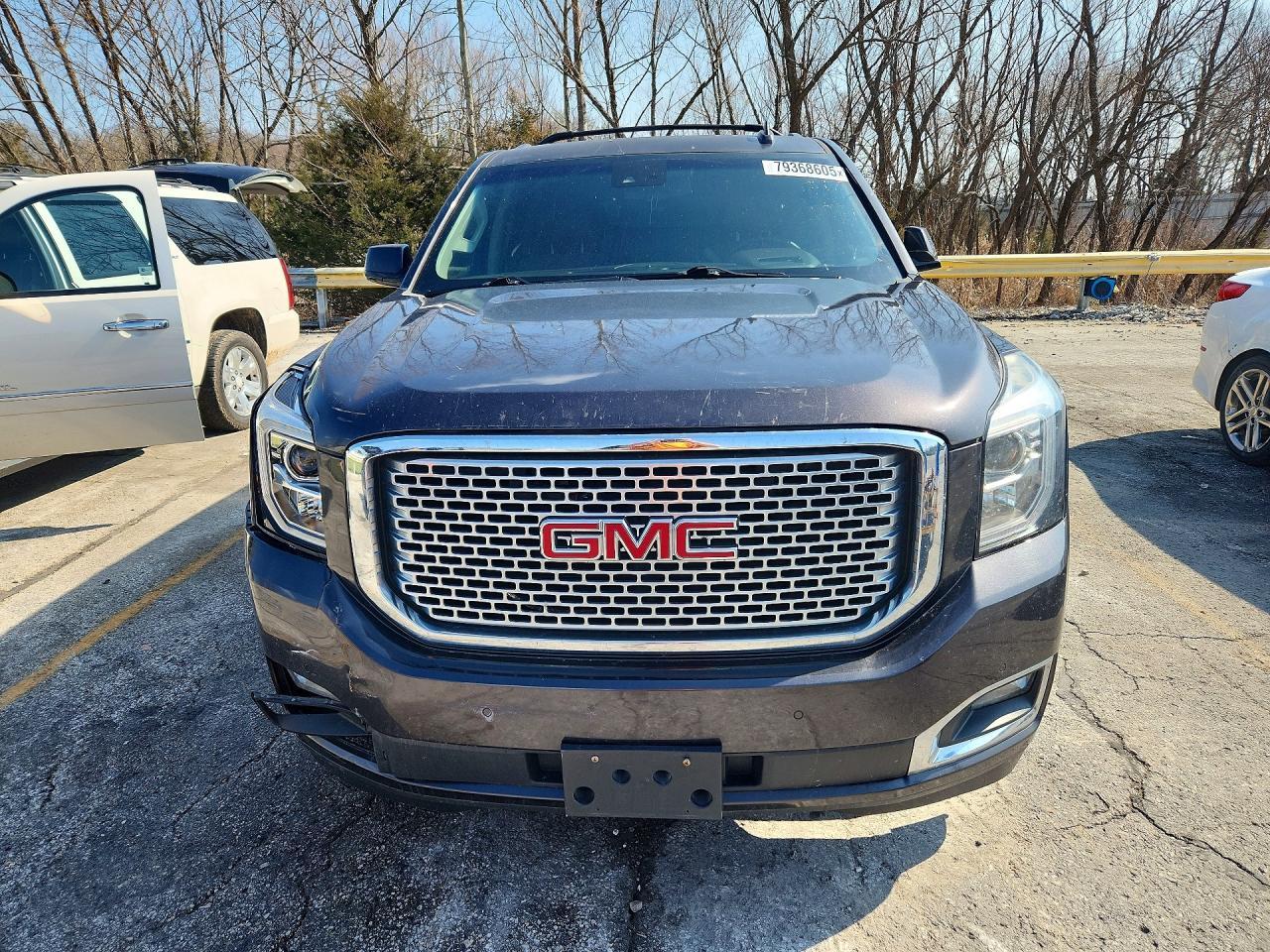 2017 GMC Yukon Denali - Фото 5