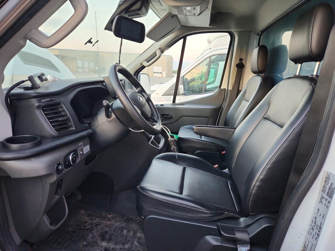 2022 Ford Transit Delivery Truck - Image 7