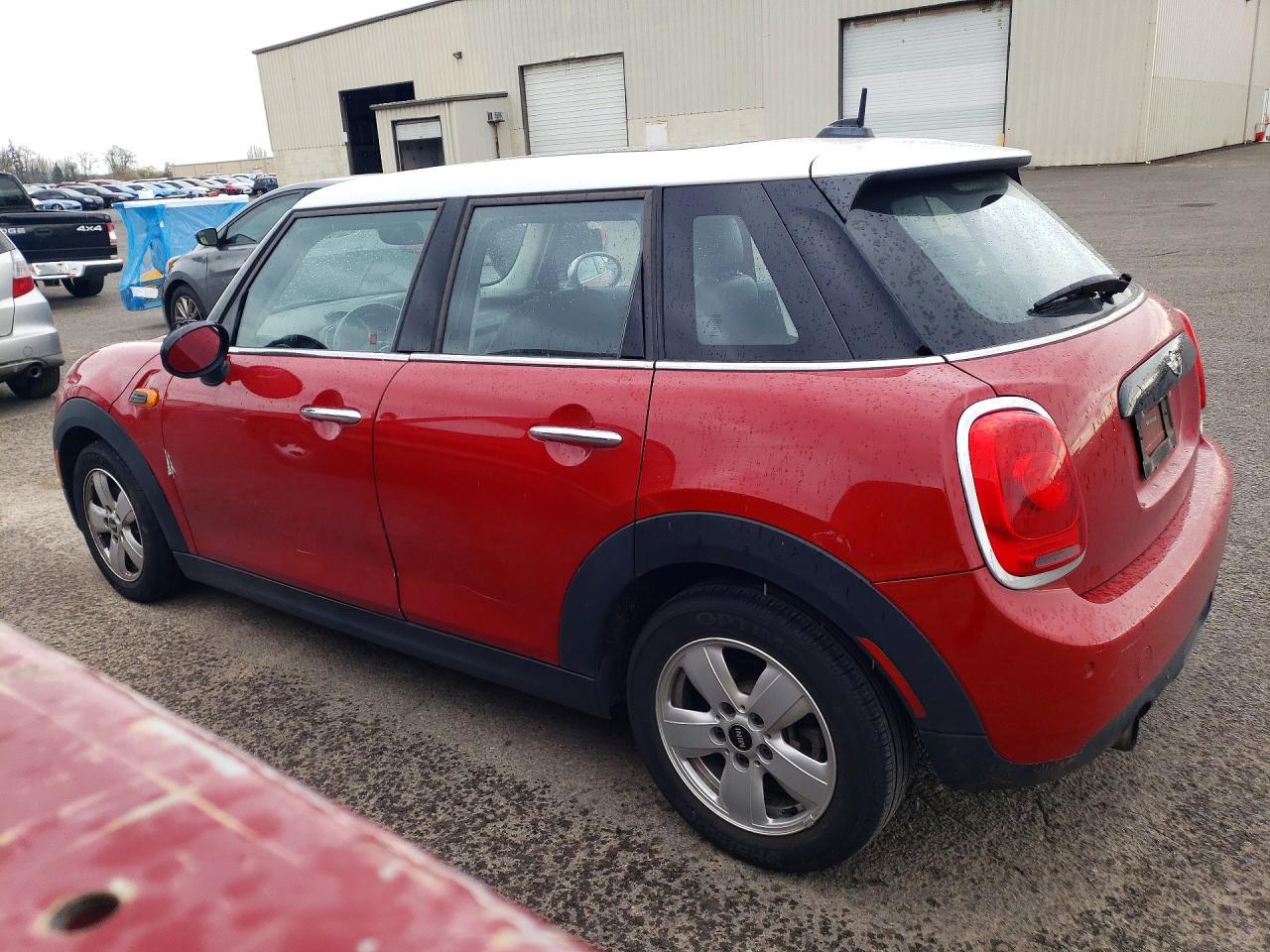 2017 Mini Cooper - Фото 2