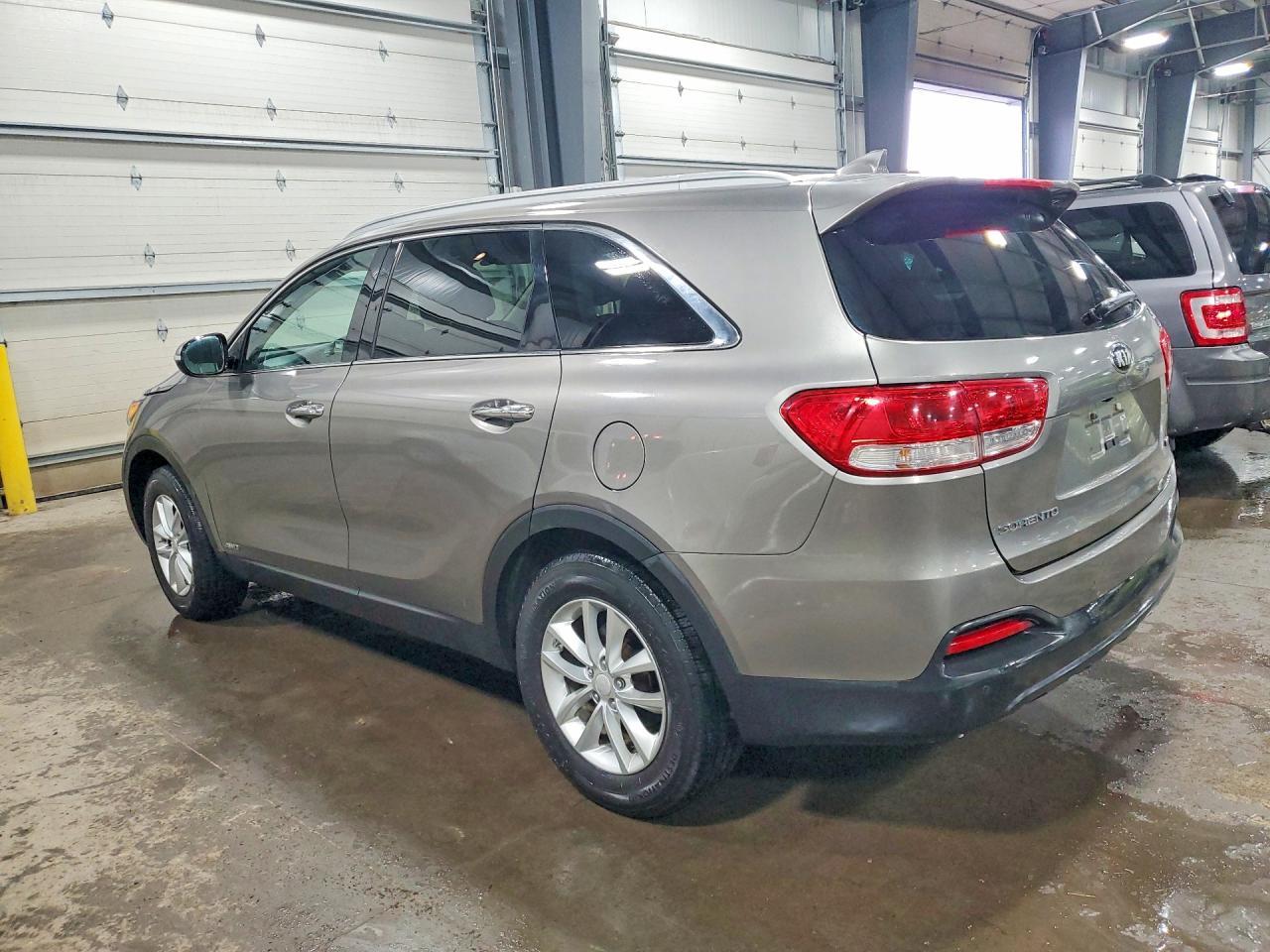 2016 Kia Sorento Lx - Фото 2