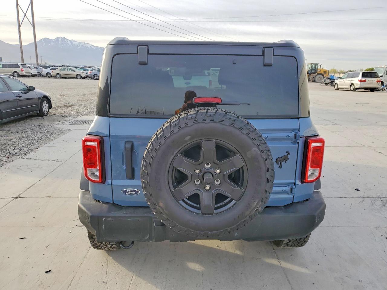 2025 Ford Bronco Big Bend - Image 6