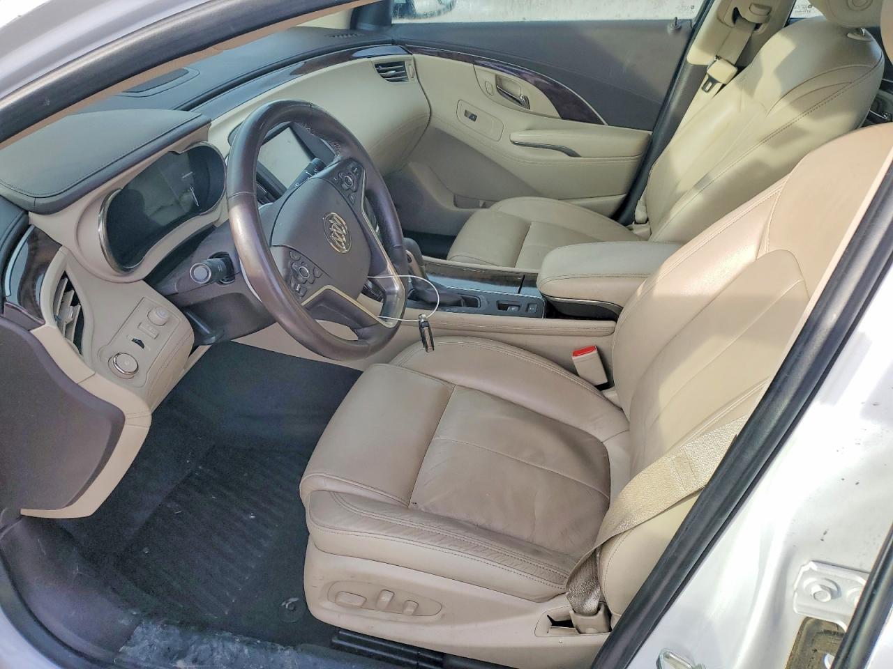 2015 Buick Lacrosse - Image 7