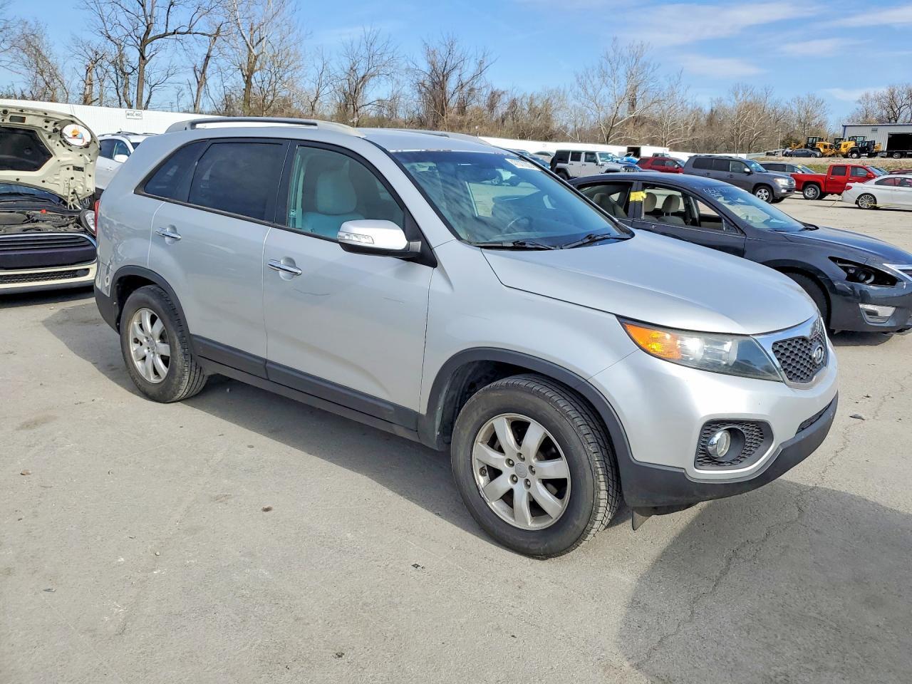 2012 Kia Sorento Lx - Фото 4