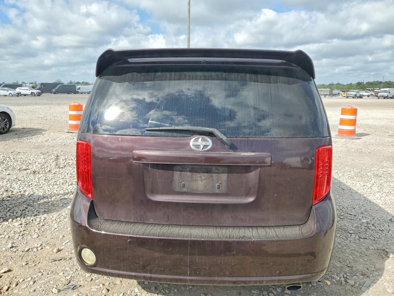 2008 Scion Xb - Image 6