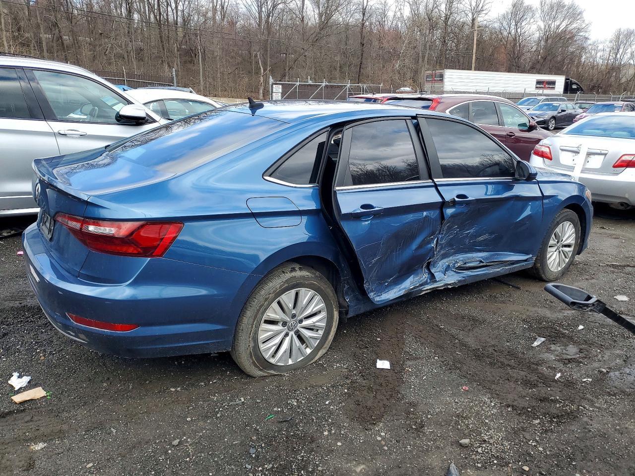2020 Volkswagen Jetta S - Фото 3