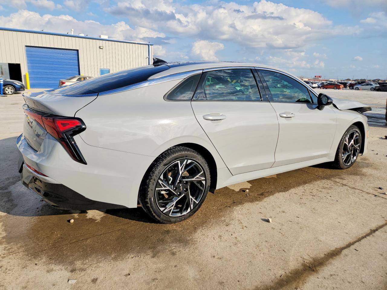 2025 Kia K5 Gt-Line - Фото 3
