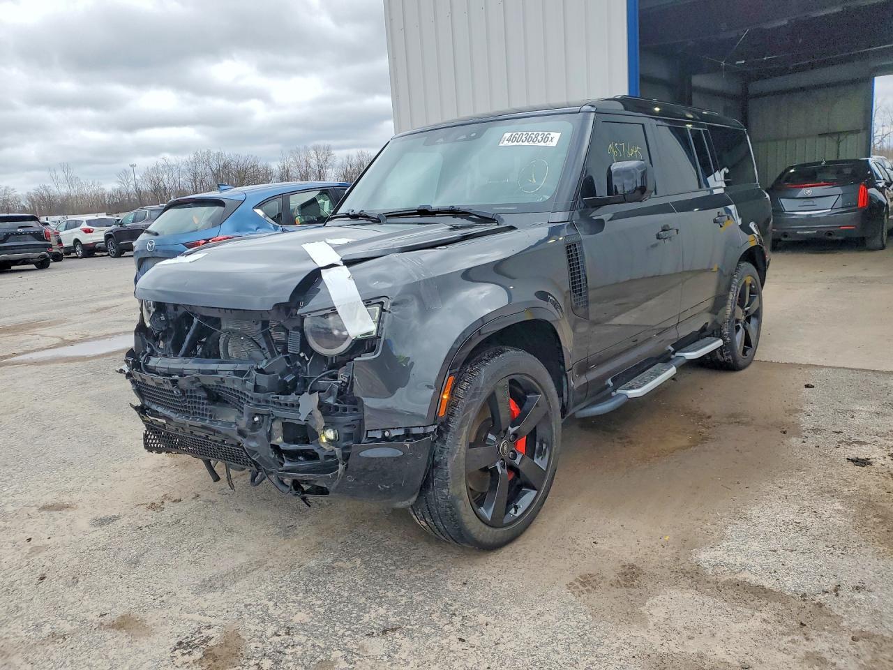 2023 Land Rover Defender 130 X-Dynamic Se