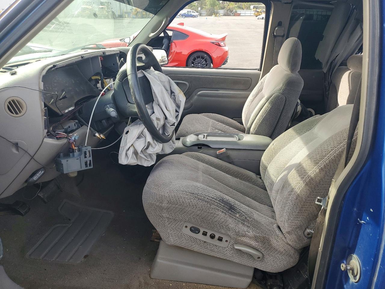 1997 Chevrolet Gmt-400 K1500 - Image 7