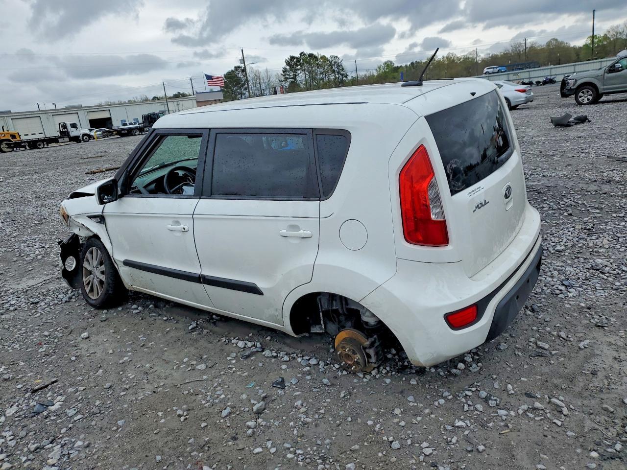 2013 Kia Soul Base - Фото 2