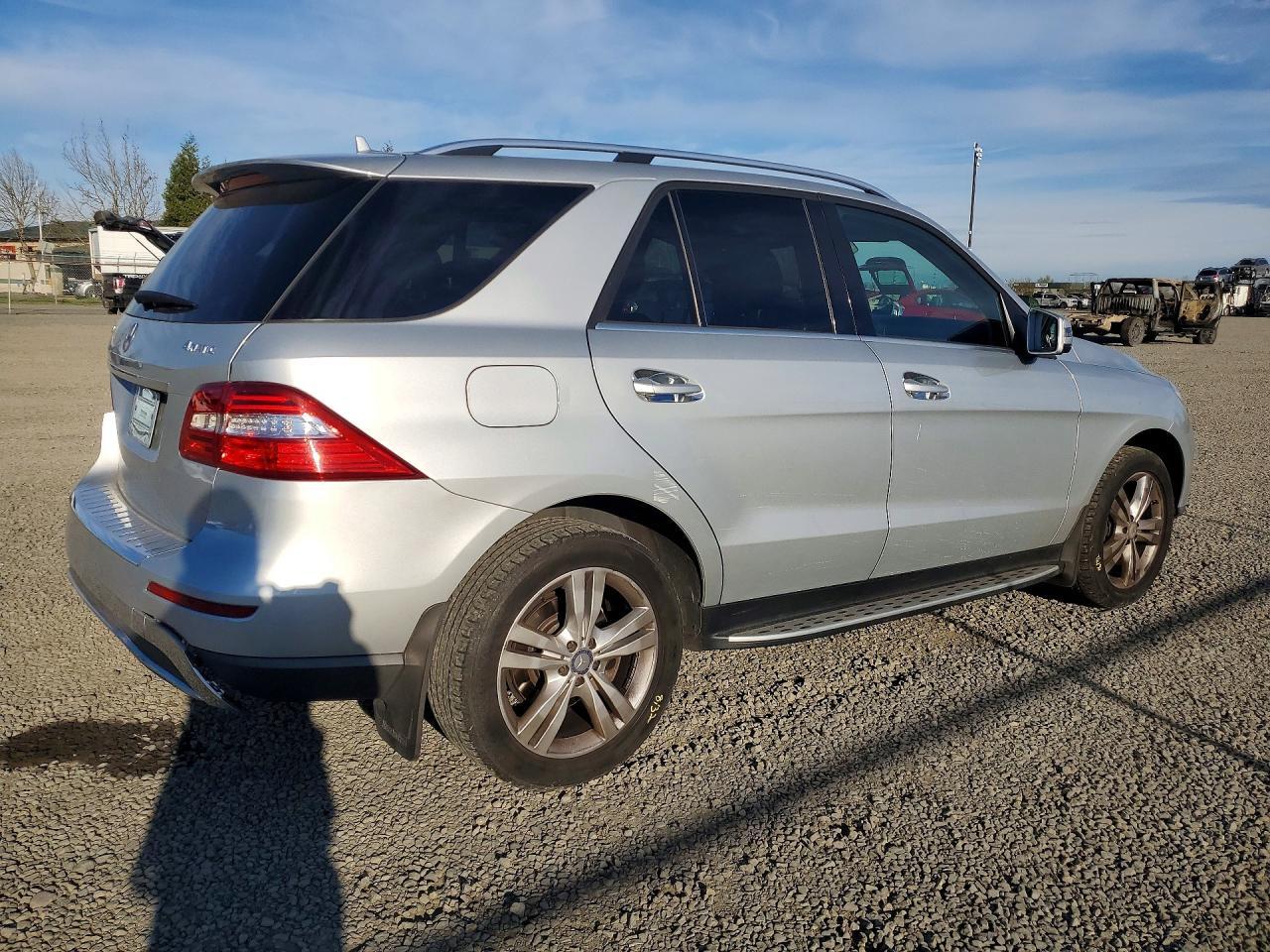 2013 Mercedes-Benz Ml 350 4Matic - Image 3