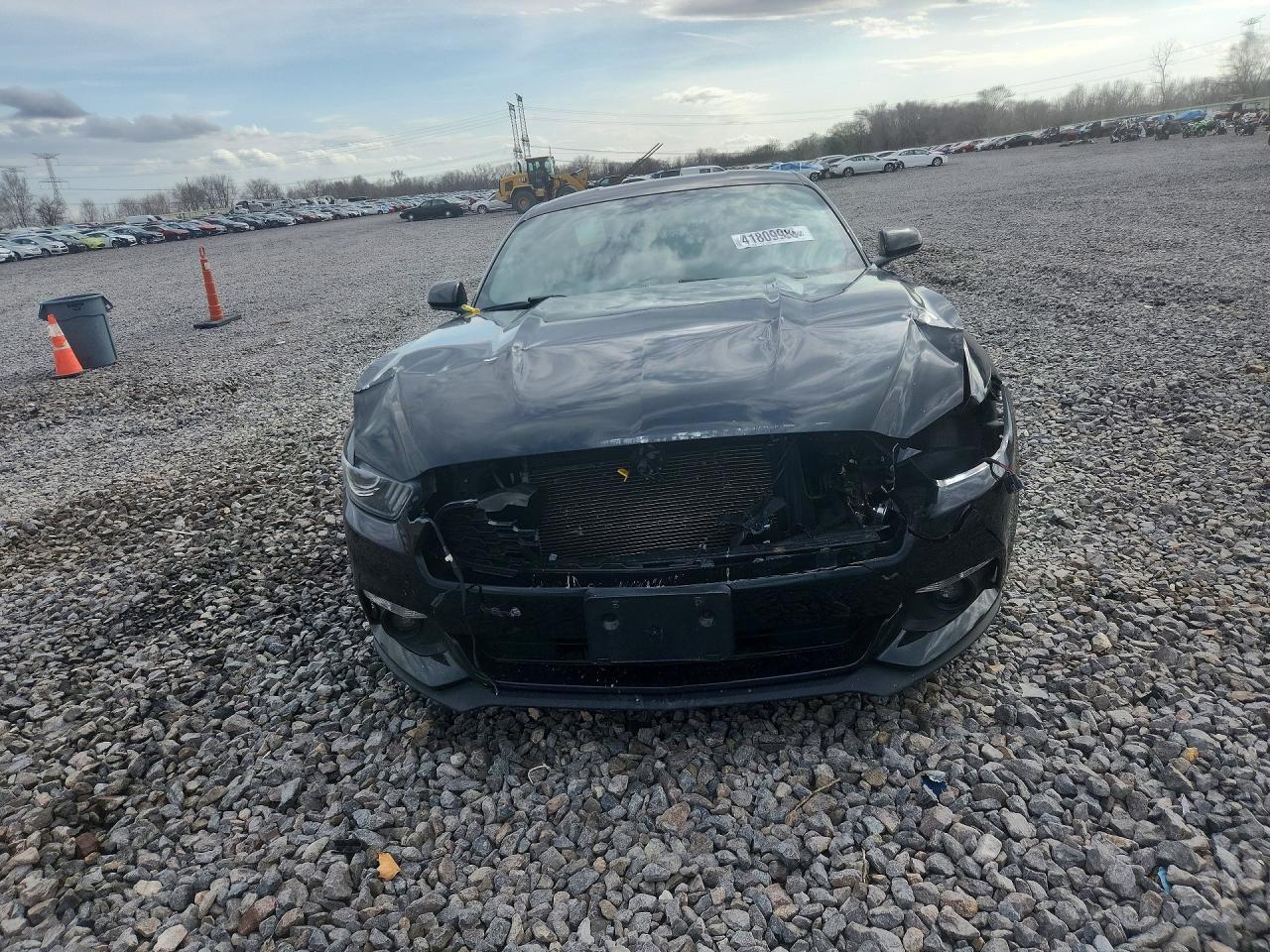 2015 Ford Mustang - Фото 5
