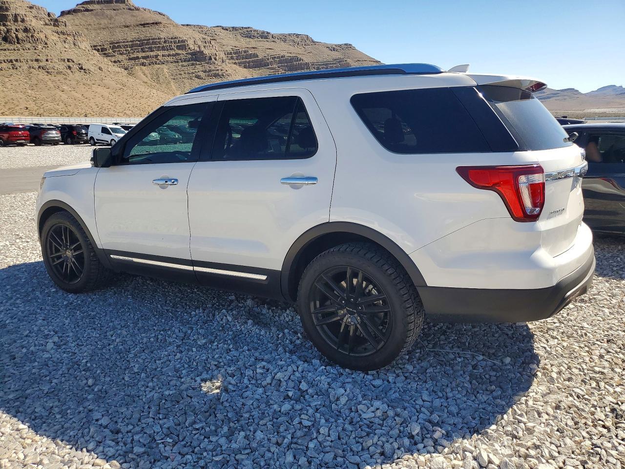 2016 Ford Explorer Limited - Фото 2