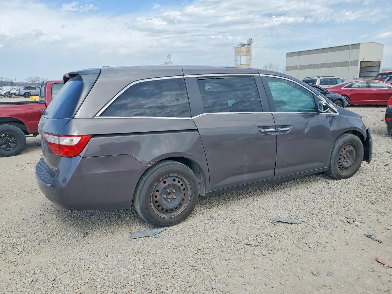 2011 Honda Odyssey Exl - Image 3