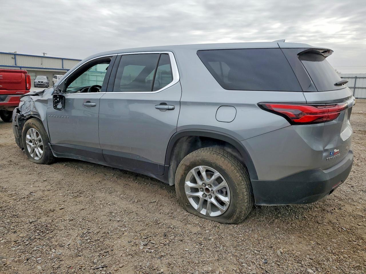 2023 Chevrolet Traverse Ls - Image 2