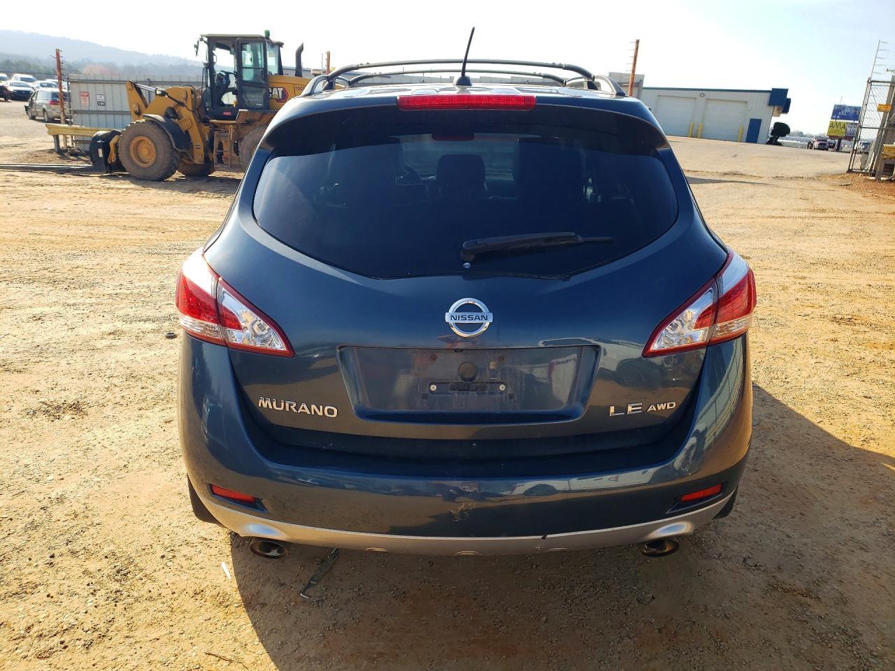 2011 Nissan Murano S - Image 6