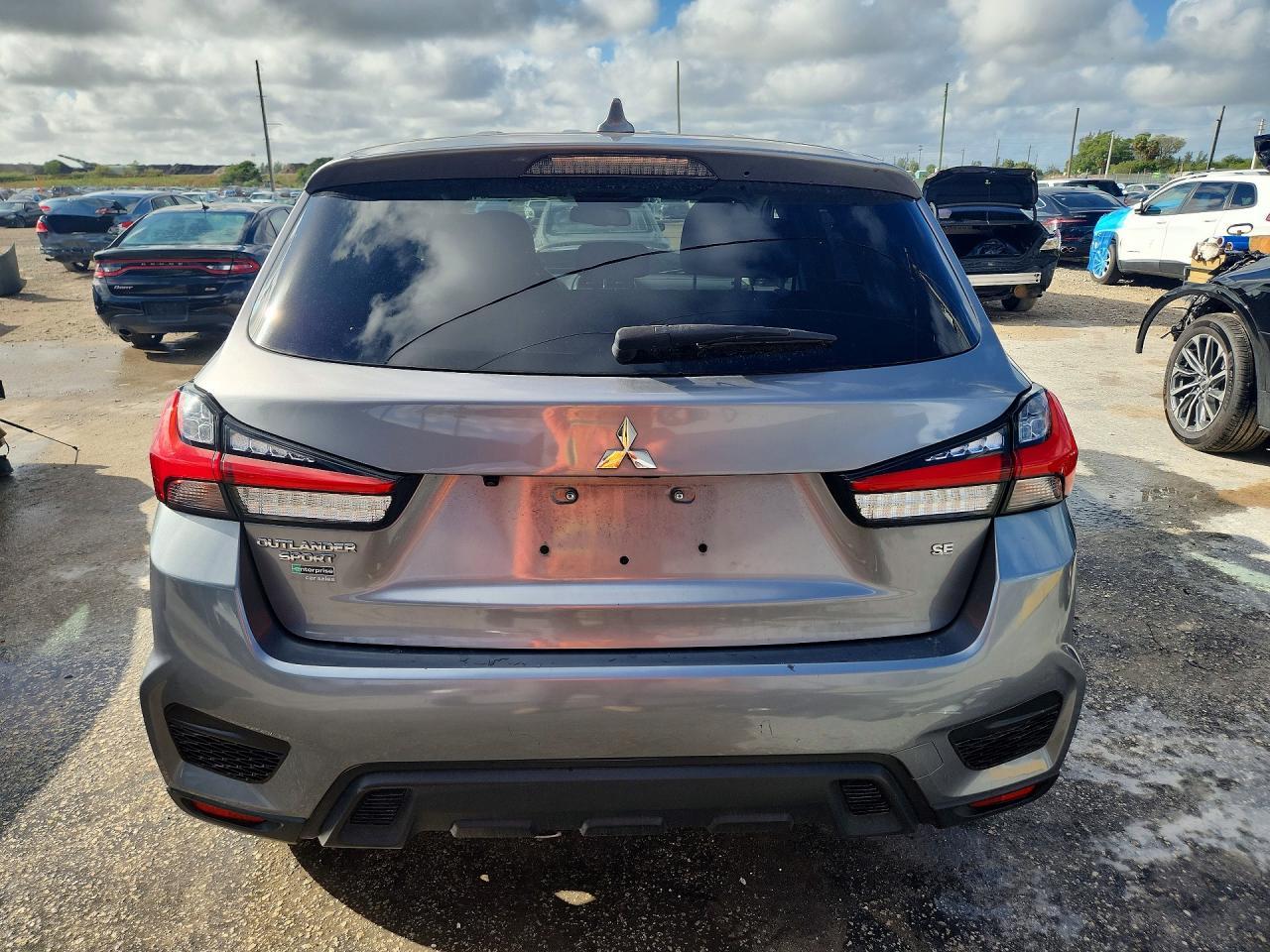 2021 Mitsubishi Outlander Sport Se - Image 6