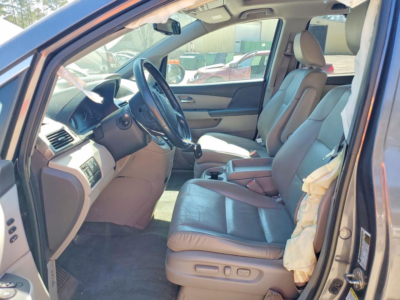 2016 Honda Odyssey - Фото 7