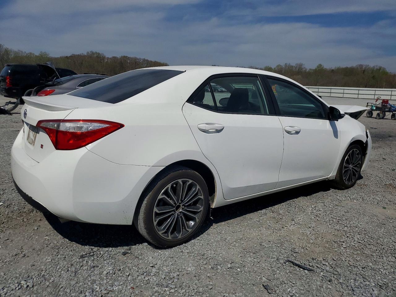 2015 Toyota Corolla - Image 3