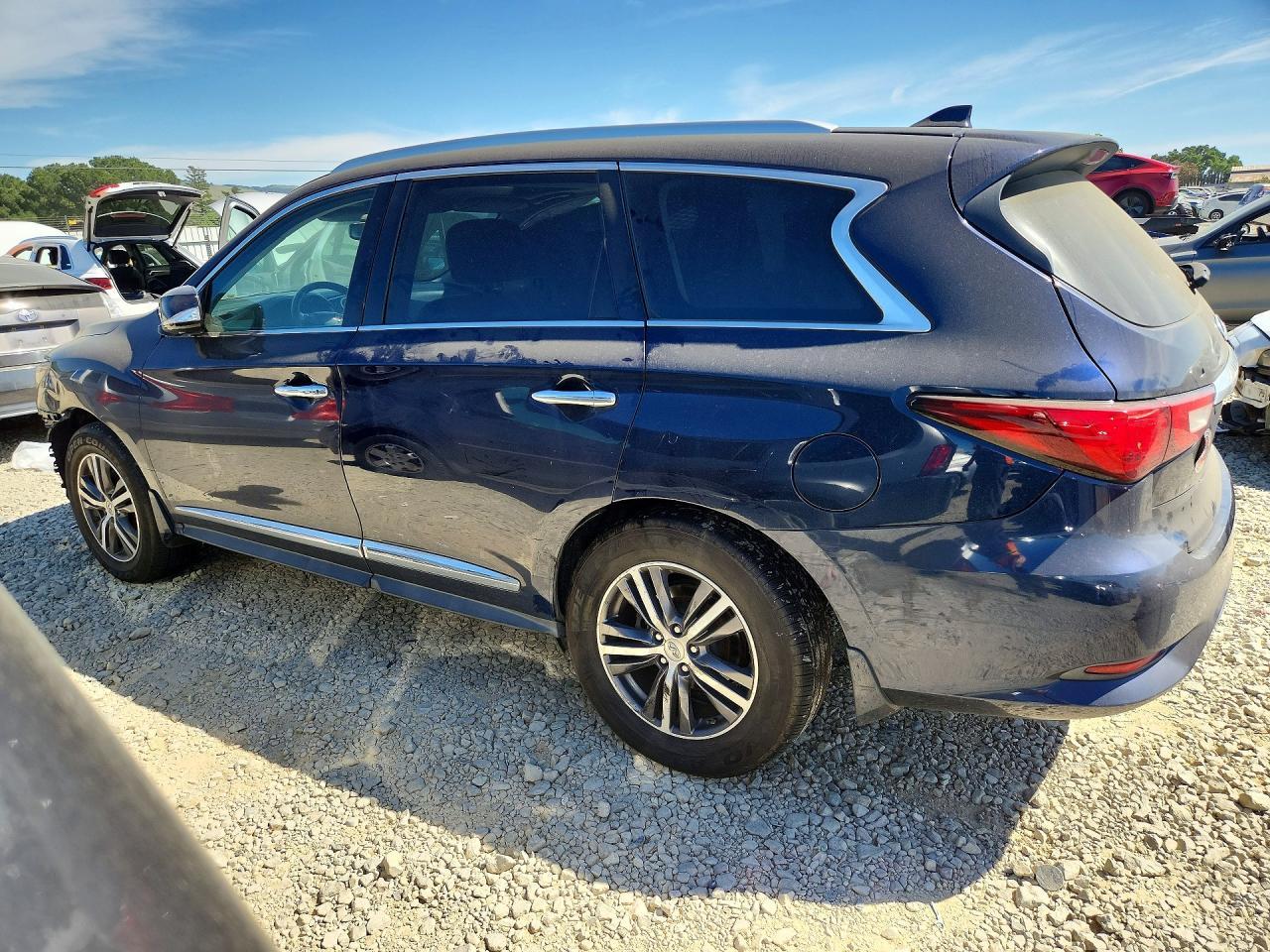 2017 Infiniti Qx60 Base - Фото 2
