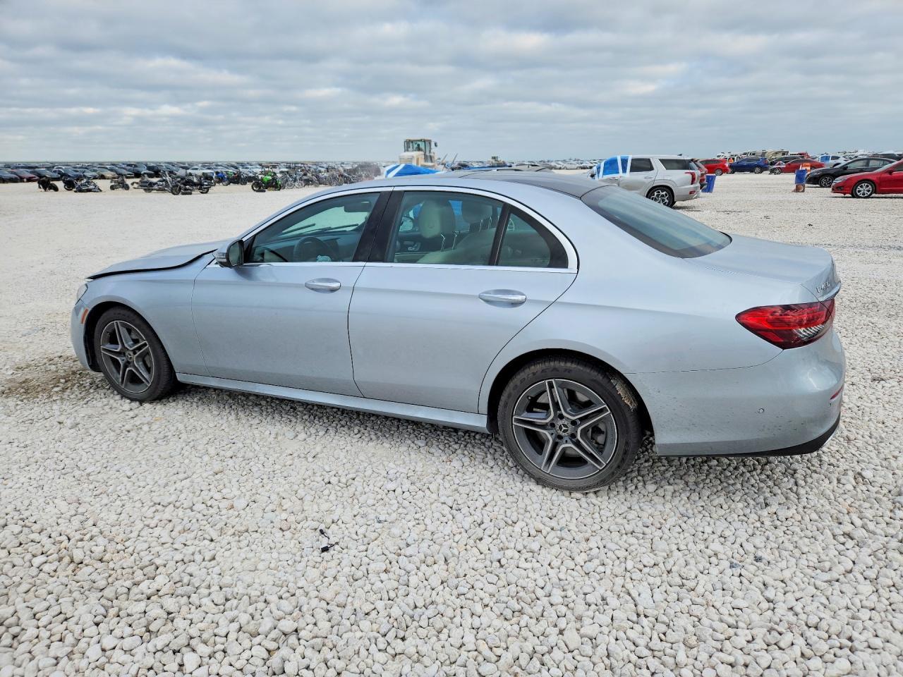 2021 Mercedes-Benz E 450 4Matic - Image 2