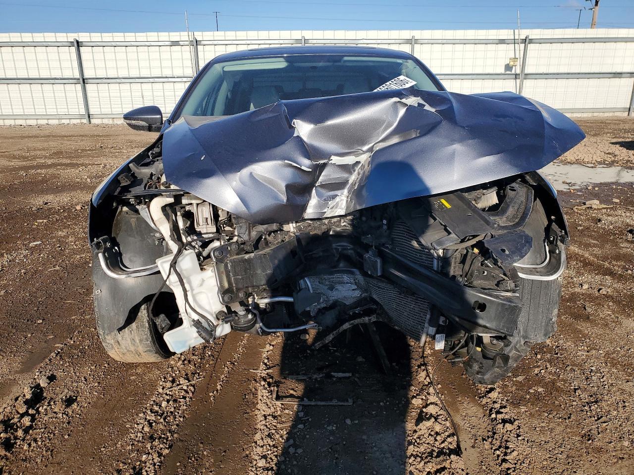 2017 Volkswagen Passat Se - Image 5