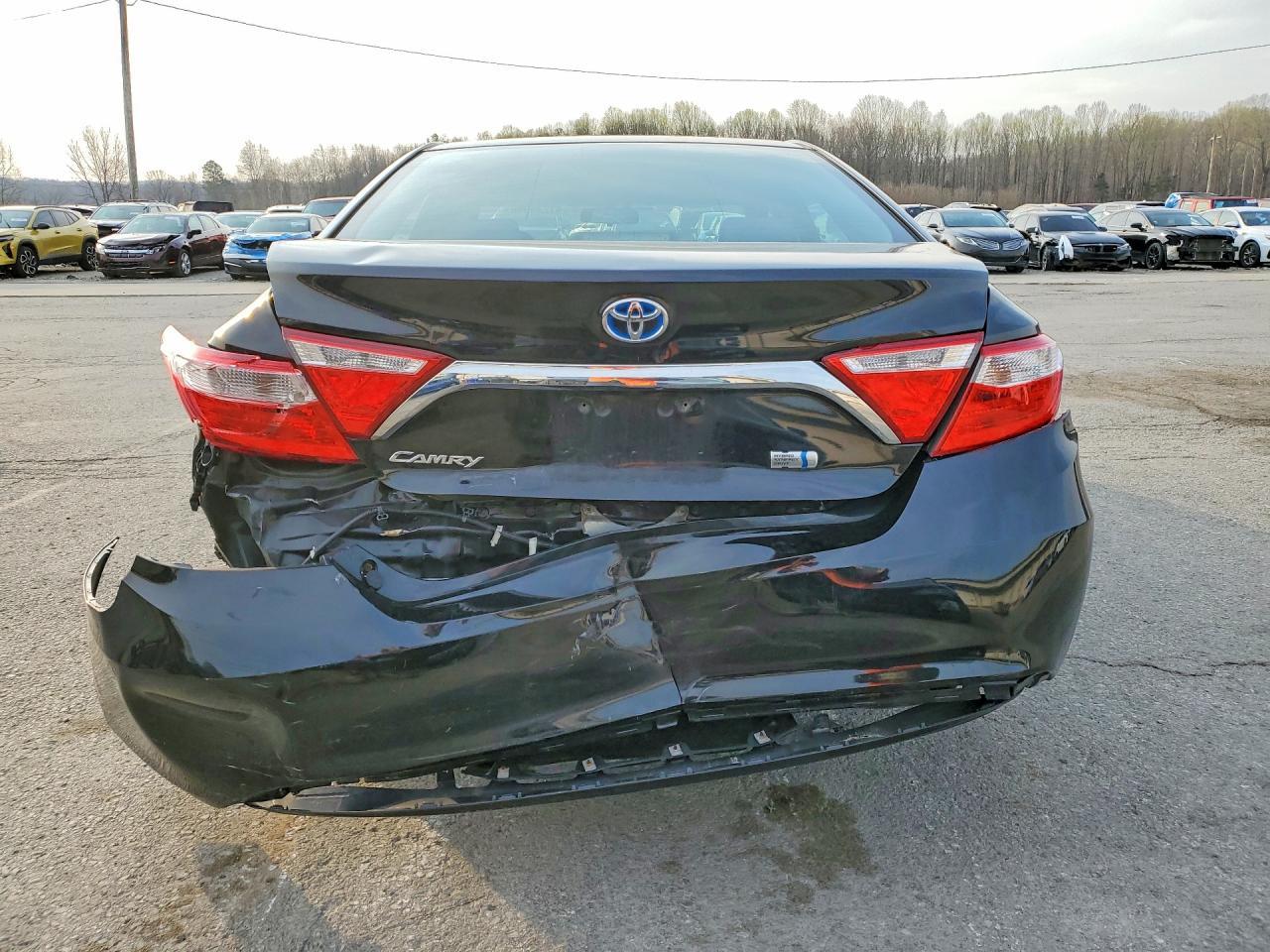 2016 Toyota Camry Hybrid Le - Фото 6