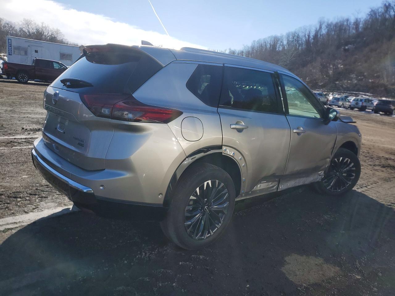 2026 Nissan Rogue Platinum - Фото 3