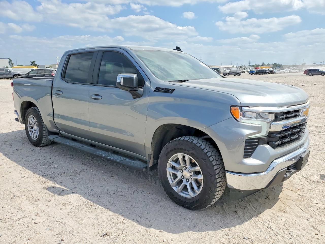 2024 Chevrolet Silverado K1500 Lt - Image 4