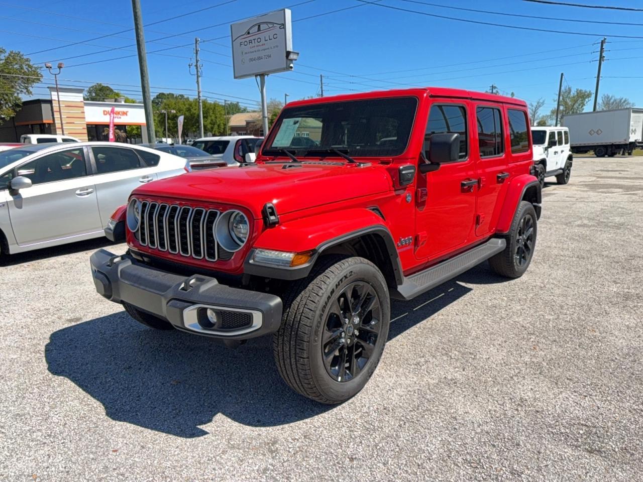 2025 Jeep Wrangler Sahara 4Xe - Фото 2