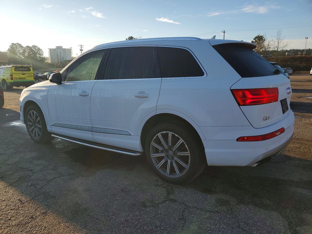 2018 Audi Q7 Premium Plus - Фото 2