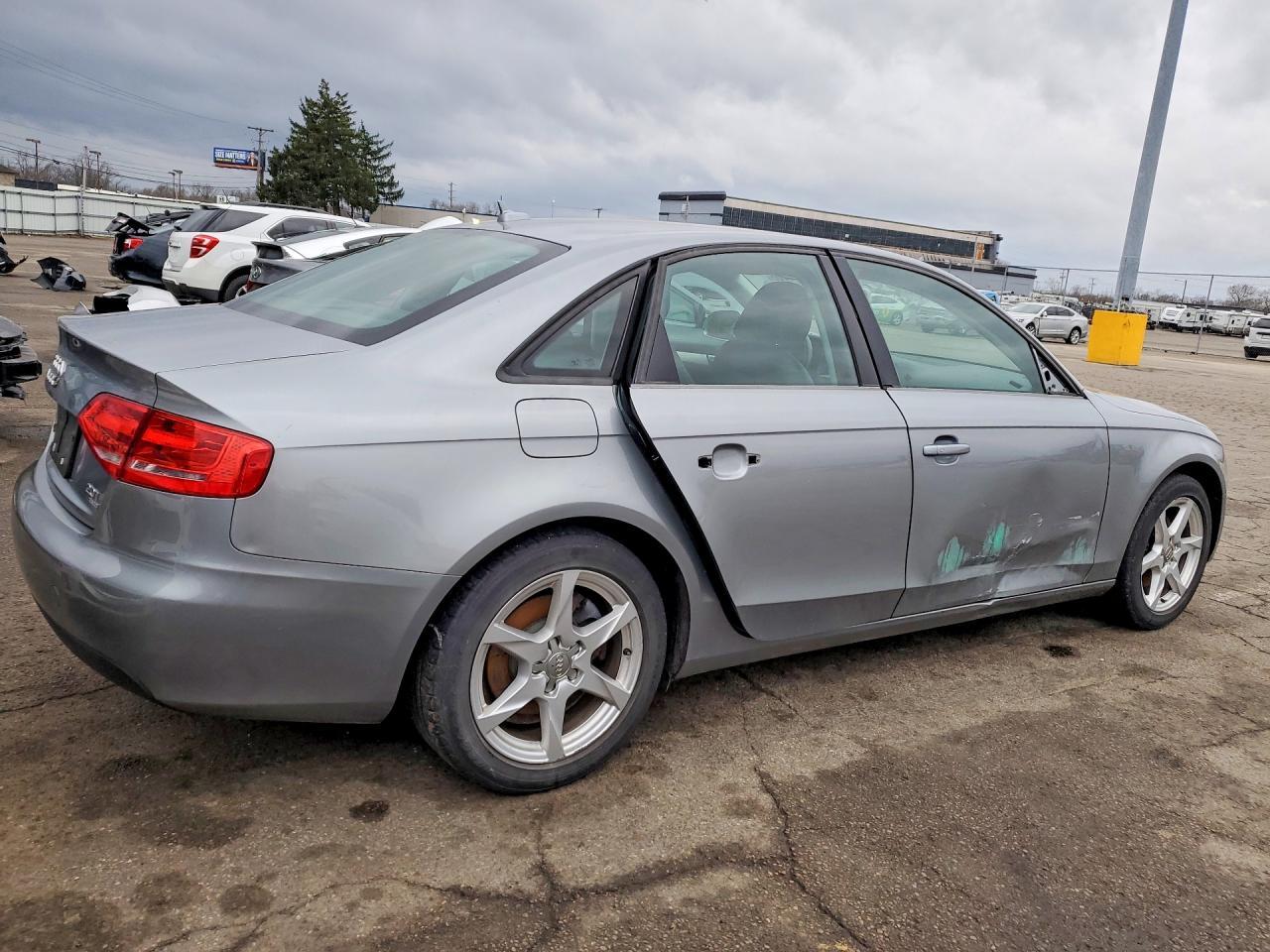 2009 Audi A4 2.0T Quattro - Фото 3