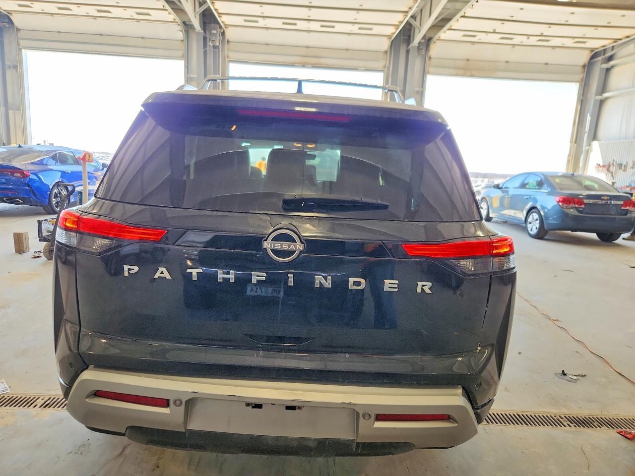 2023 Nissan Pathfinder Sl - Image 6
